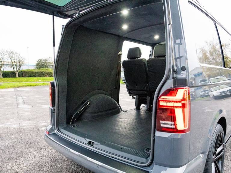 2024 Volkswagen Transporter TDI T28 Highline Panel Van Diesel Manual