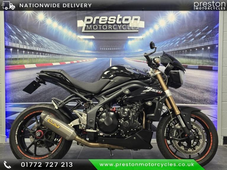 TRIUMPH SPEED TRIPLE 1050