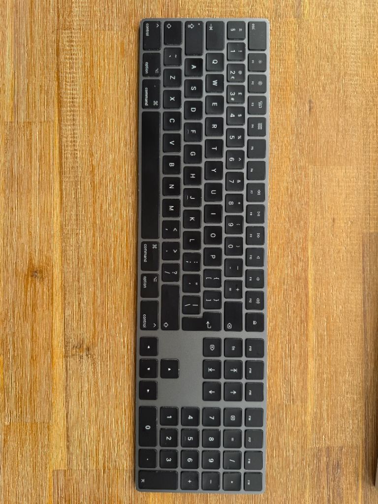 Apple Magic Keyboard (A1843) Space Grey