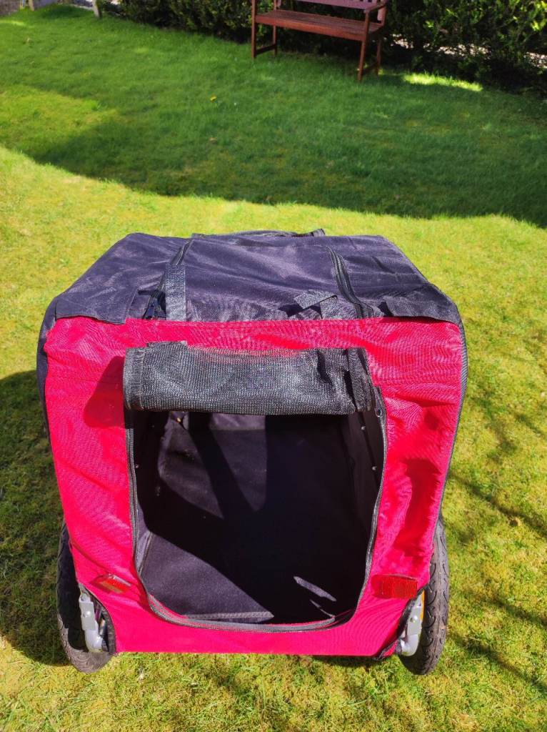 Dog bike trailer