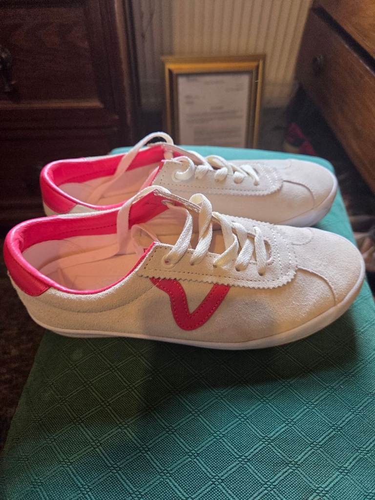 Vans Sport Low Trainers - 'Caramella Pink' Suede, UK Size 5