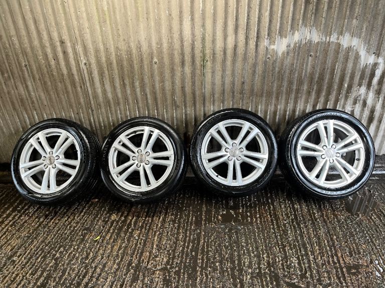 Genuine 18” Audi Q3 S Line alloy wheels - 5x112