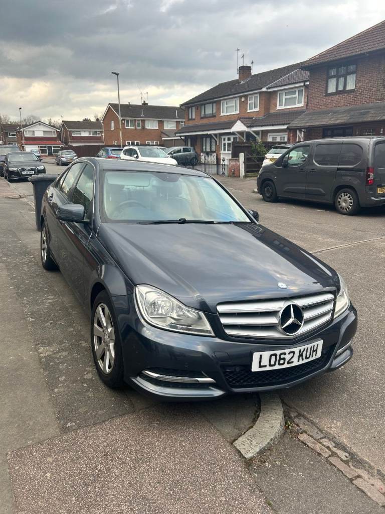 Mercedes-Benz C Class 2.1 C200 Grey Saloon 