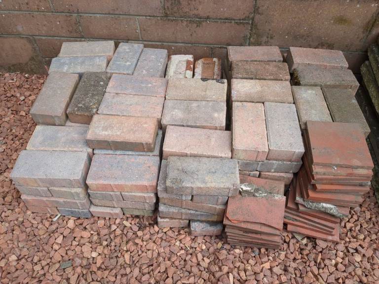 Some monoblock, some quarry tiles 