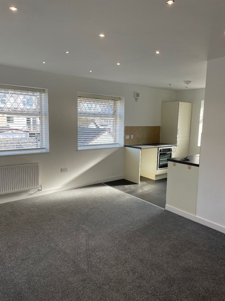 Spacious first floor one bedroom apartment in brislington 