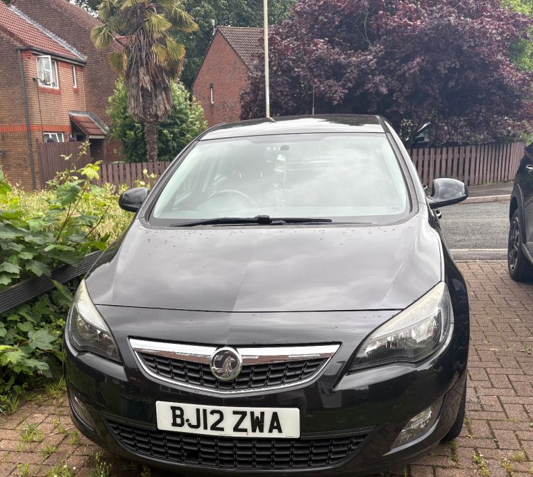 Vauxhall, ASTRA, Hatchback, 2012, Manual, 1686 (cc), 5 doors