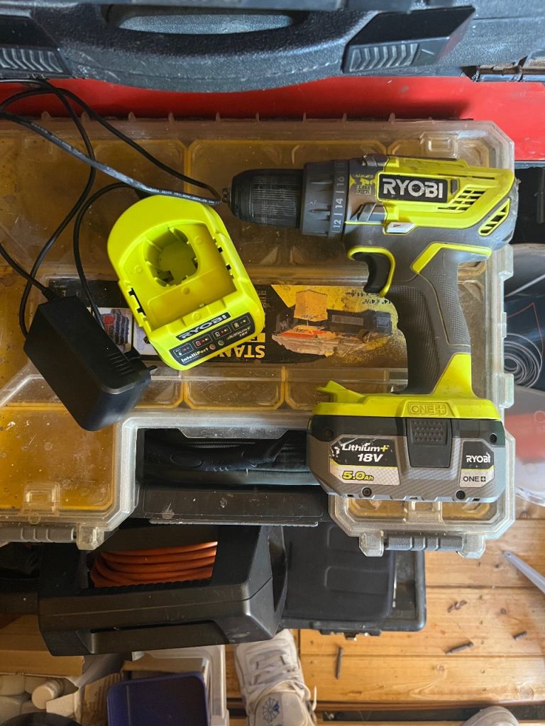 Ryobi 18V Cordless Drill with Battery and Charger – Good Condition