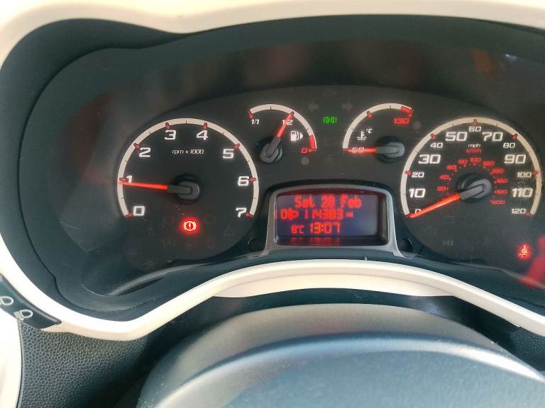 Ford, KA, Hatchback, 2011, Manual, 1242 (cc), 3 doors