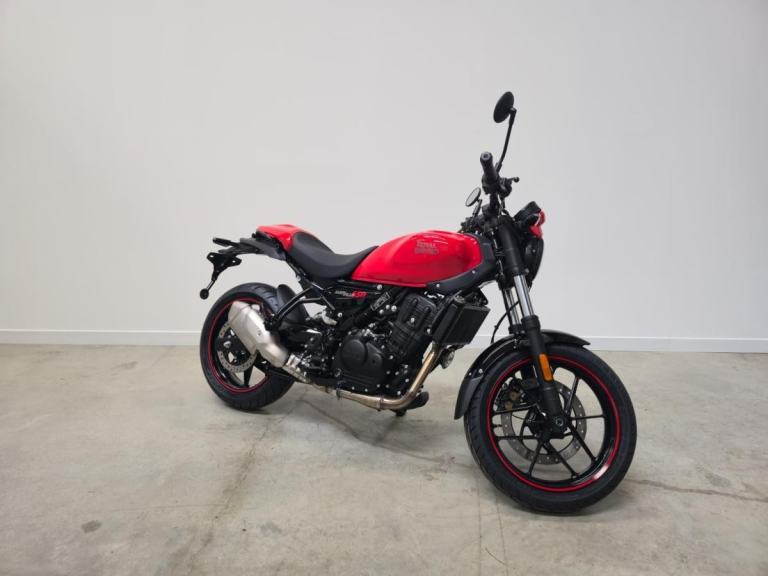 Brand New Royal Enfield Guerrilla 450 in Apex Red