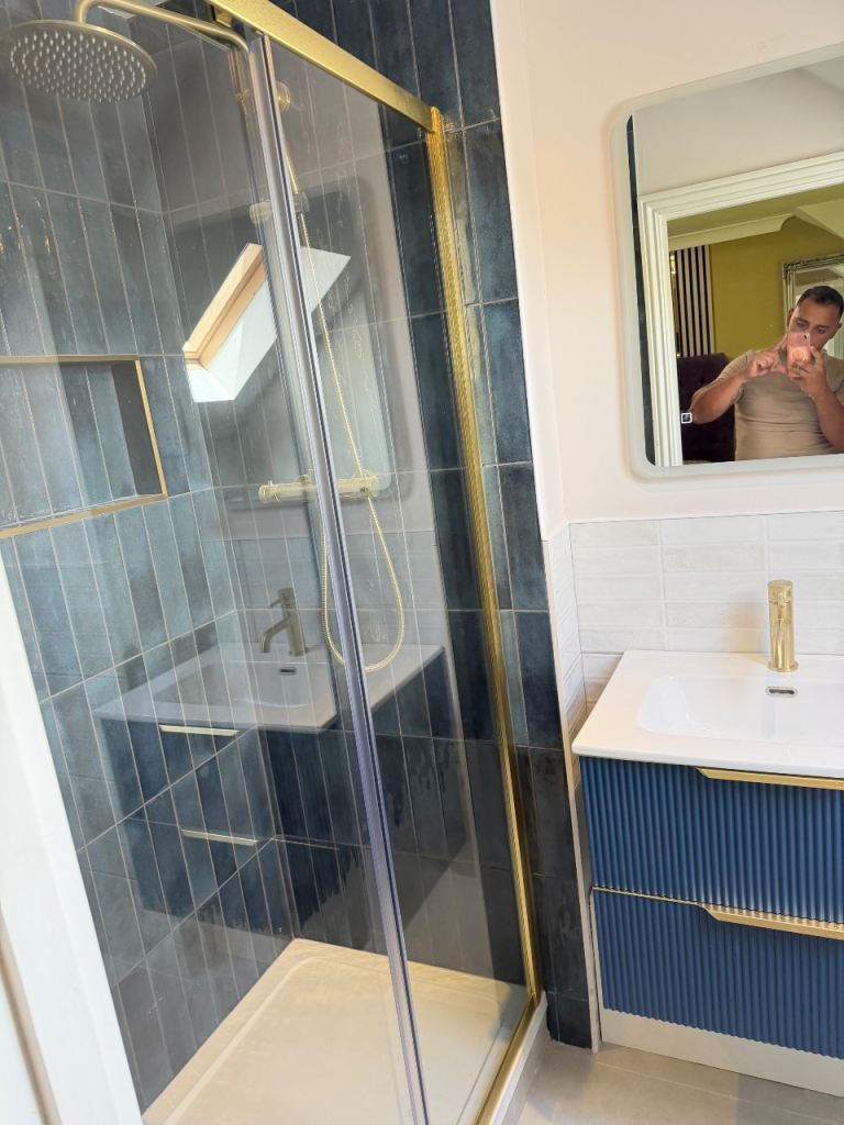 Handyman/ Builders/ Painting /Deacoreting/ Bathroom/Kitchen/ Laminate floring /Garden/ Rofing