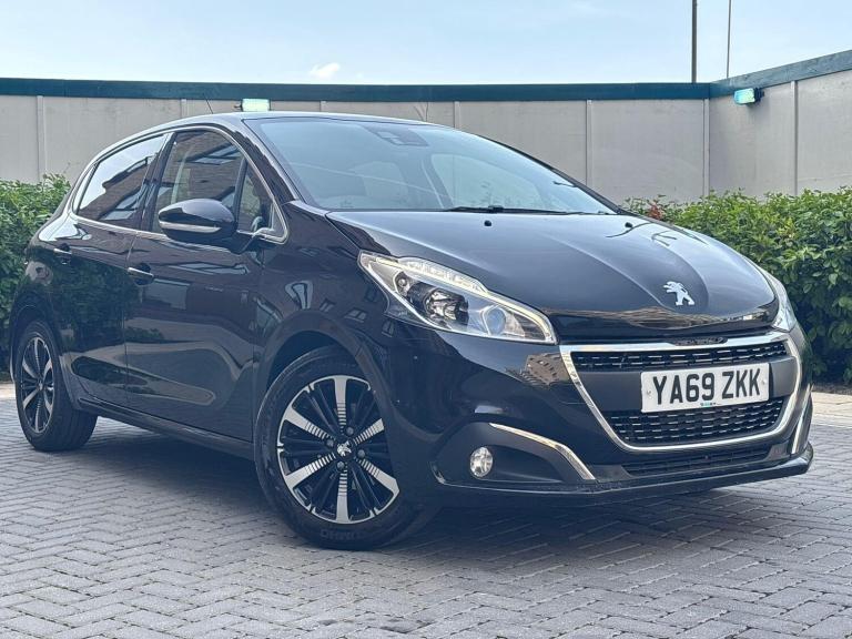 2019 Peugeot 208 1.2 PureTech 82 Tech Edition 5dr [Start Stop] HATCHBACK PETROL Manual