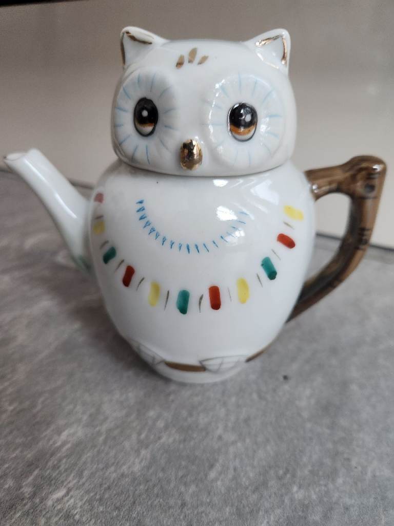 Owl vintage collectable teapot
