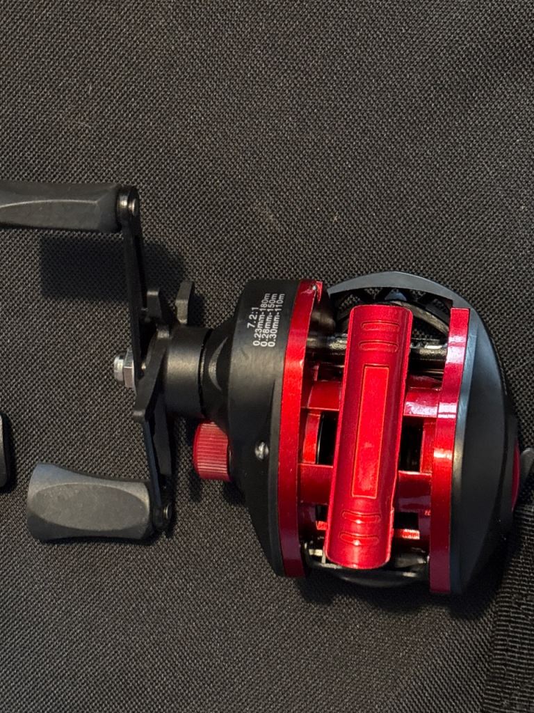 Fishing reel