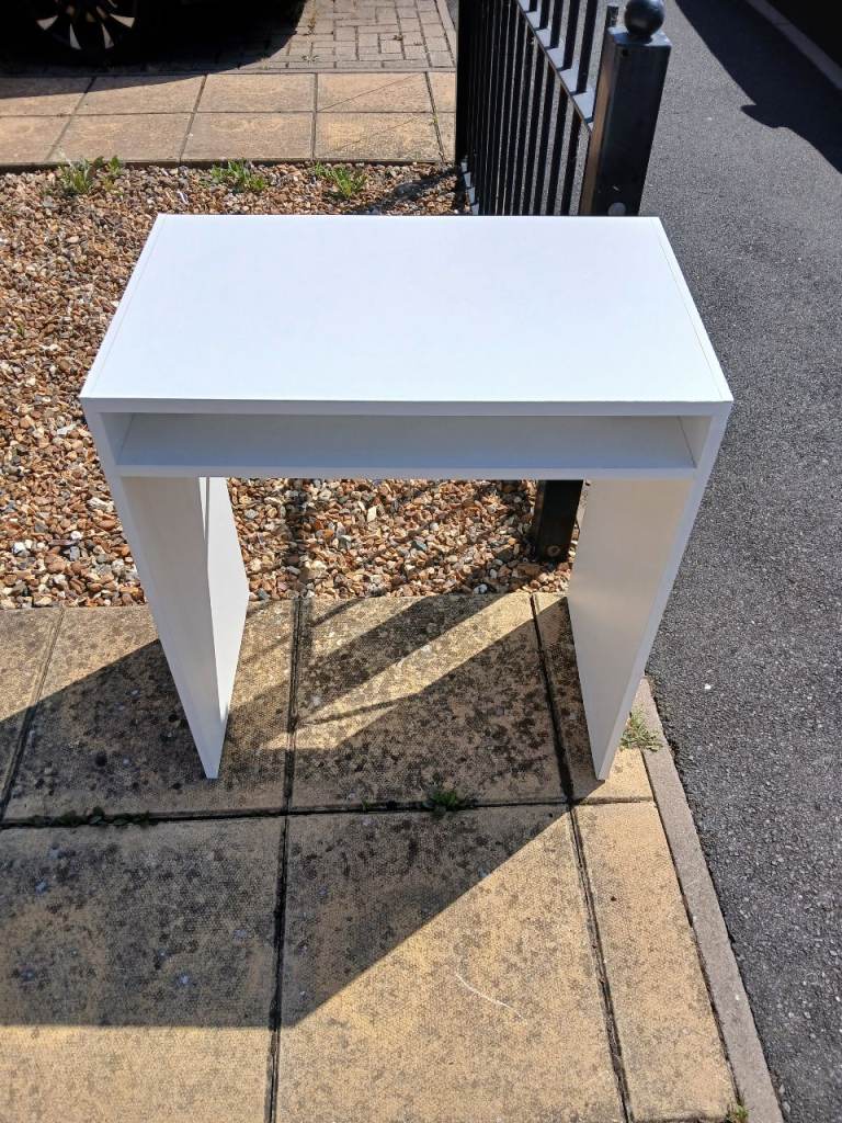 Vanity table /desk