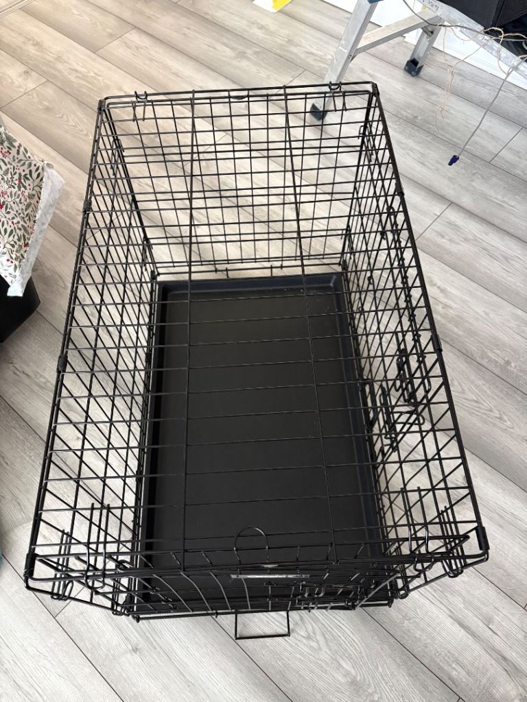 Dog cage 