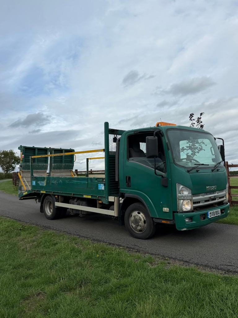 2013 ISUZU NPR85 5ton BEAVERTAIL