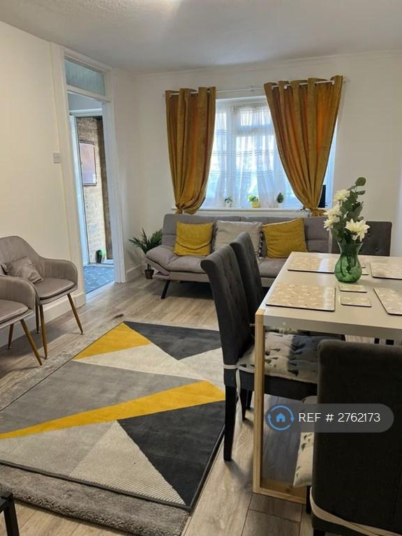 3 bedroom house in Varley Way, Mitcham, CR4 (3 bed) (#2762173)