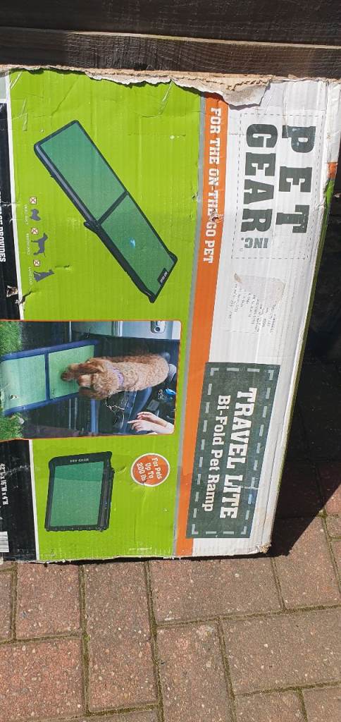 Pet accessories 