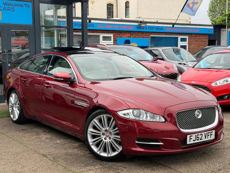  Jaguar XJ 3.0d V6 Portfolio Saloon 4dr Diesel Auto Euro 5 (s/s) (275 ps) Diesel Automatic
