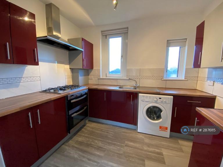 2 bedroom flat in Carfin, Motherwell, ML1 (2 bed) (#2876115)