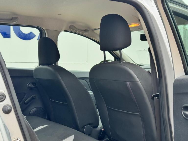 2016 Dacia Sandero Stepway 0.9 TCe Laureate Euro 6 (s/s) 5dr HATCHBACK Petrol Manual