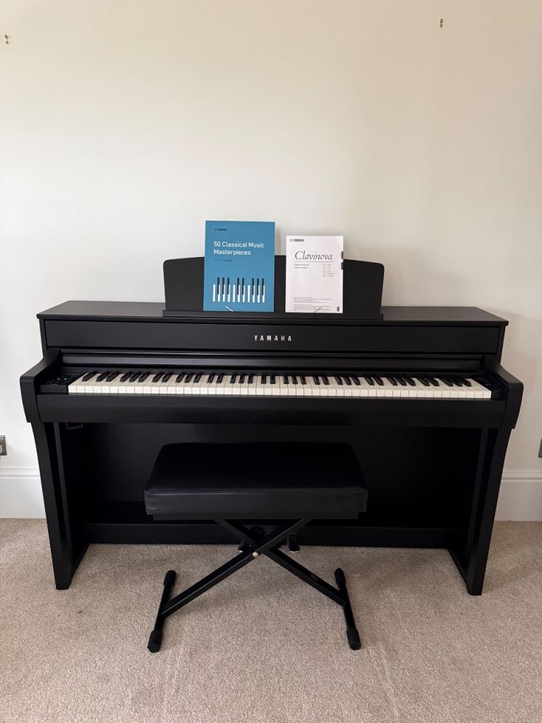 Yamaha Clavinova CLP-745 Digital Piano in Black – Like New – with Stool, Manual & Music Book