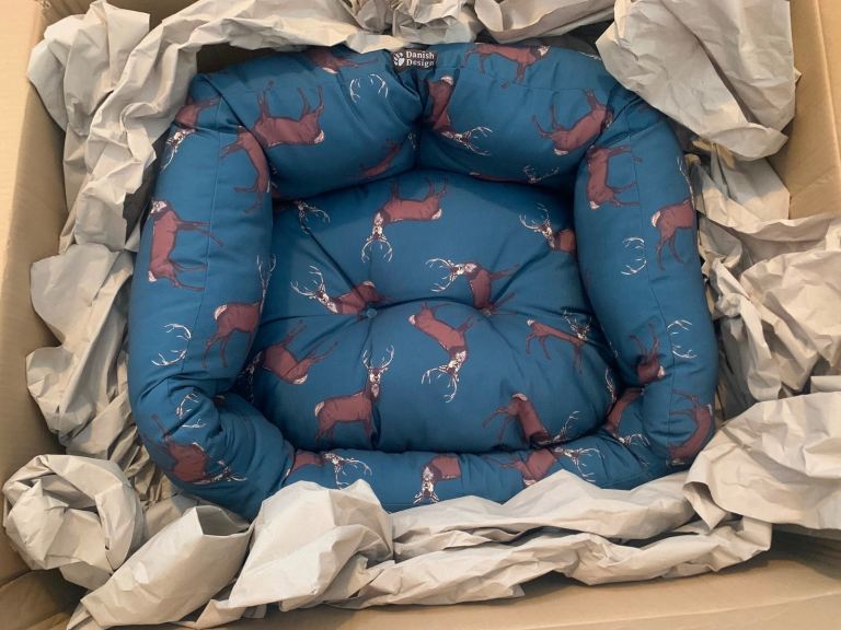 Danish Design Woodland Stag Deluxe Slumber dog bed