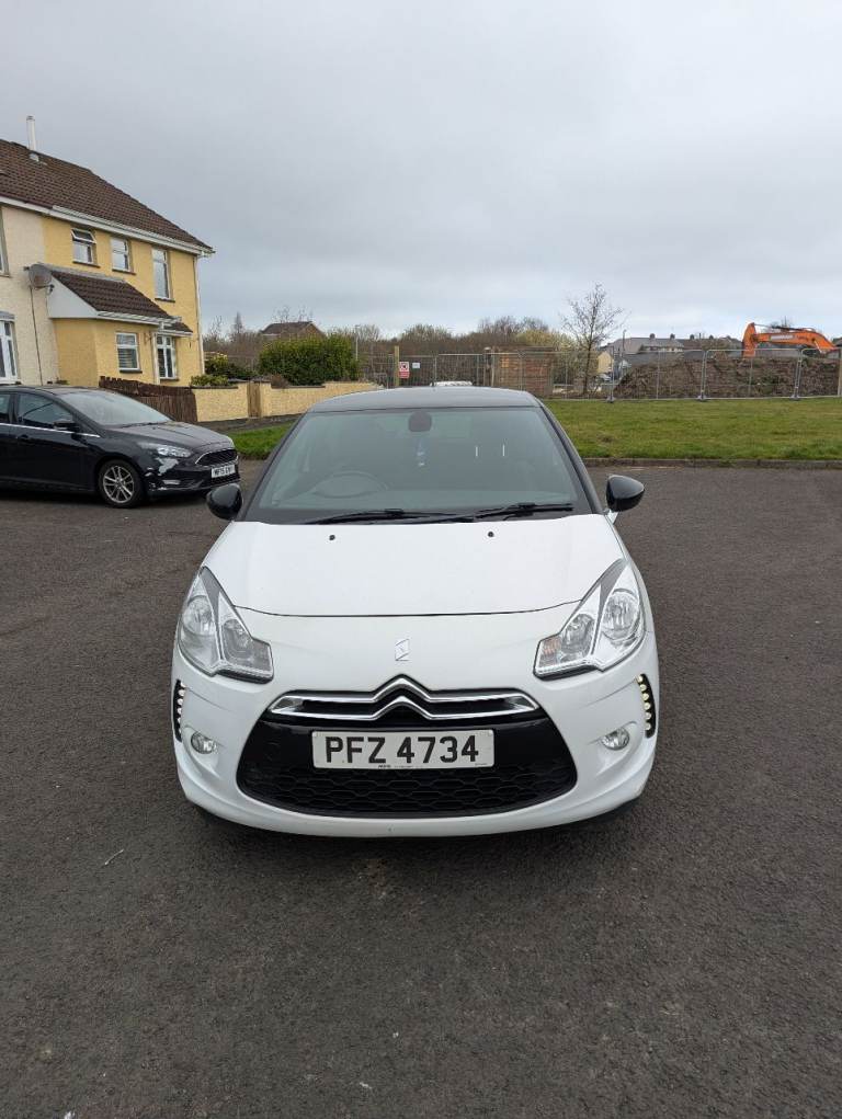 Citroen, DS3, Hatchback, 2012, Manual, 1598 (cc), 3 doors