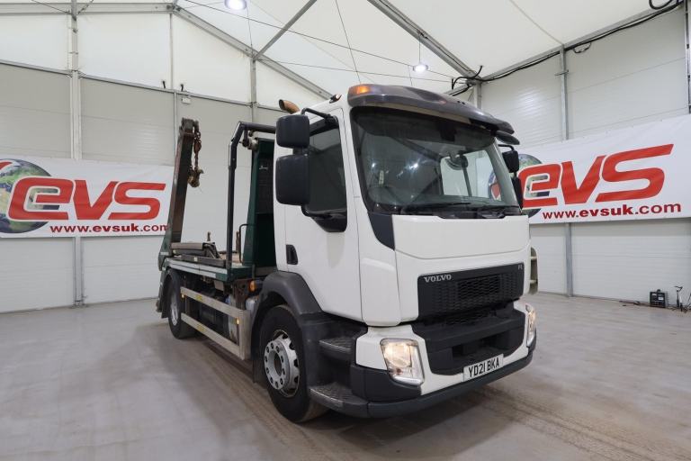 2021 (21 PLATE) Volvo FL250 4x2 Euro 6 Skip Loader
