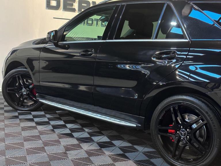 MERCEDES-BENZ GLE CLASS 3.0 GLE350d V6 AMG Line (Premium) G-Tronic 4MATIC Euro