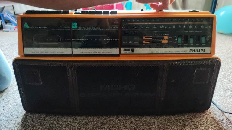 Philips Vintage Orange Boombox Radio Cassette Player