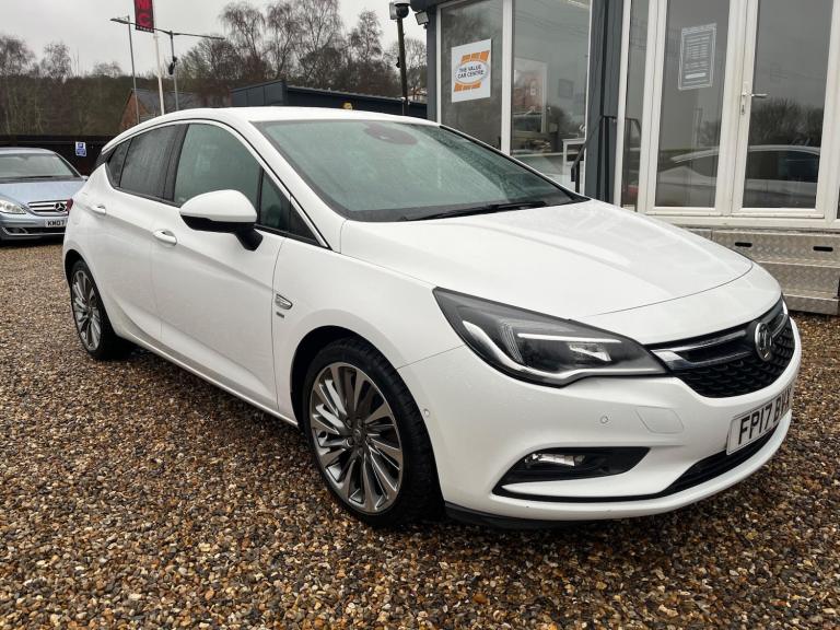 2017 Vauxhall Astra 1.6 CDTi BlueInjection SRi Nav Euro 6 (s/s) 5dr HATCHBACK Diesel Manual