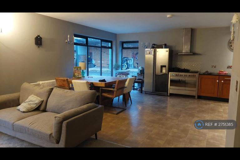 4 bedroom house in The Ross, Comrie, Crieff, PH6 (4 bed) (#2751385)