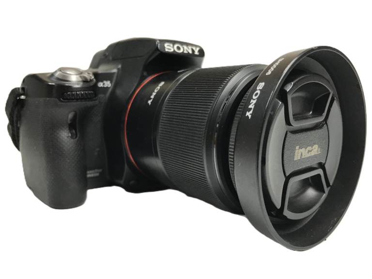 Sony Alpha a35 DSLR Camera with Lens –As good as new