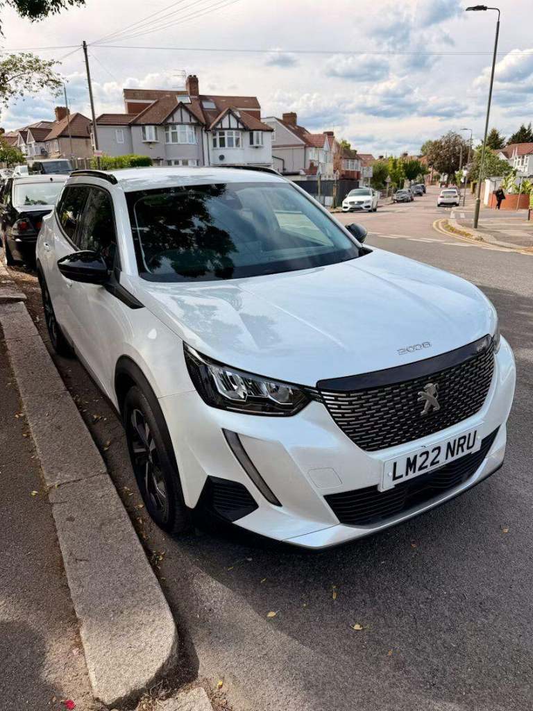 2022 Peugeot 2008 1.2 PureTech Allure Premium EAT Euro 6 (s/s) 5dr HATCHBACK Petrol Automatic