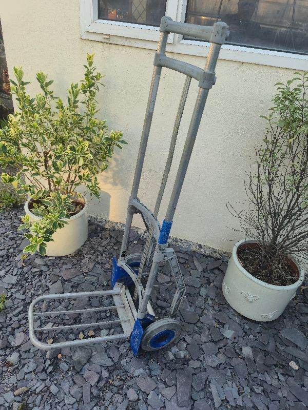 Industrial aluminium sack truck