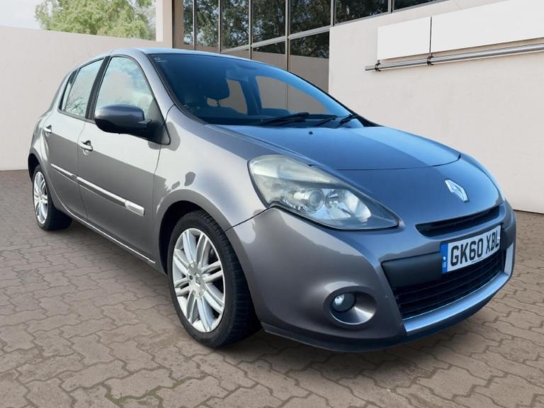 2010 Renault Clio 1.6 VVT Initiale TomTom Auto Euro 5 5dr HATCHBACK Petrol Automatic
