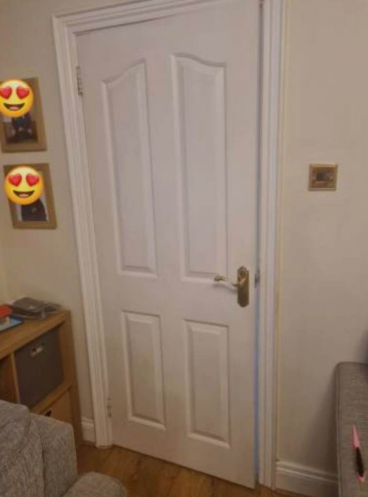 White internal door 198 x 76 cm (5 available)