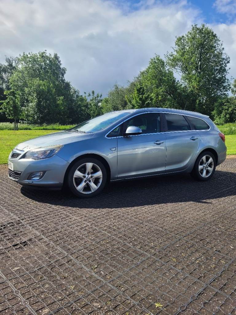 Vauxhall, ASTRA, Estate, 2012, Other, 1956 (cc), 5 doors
