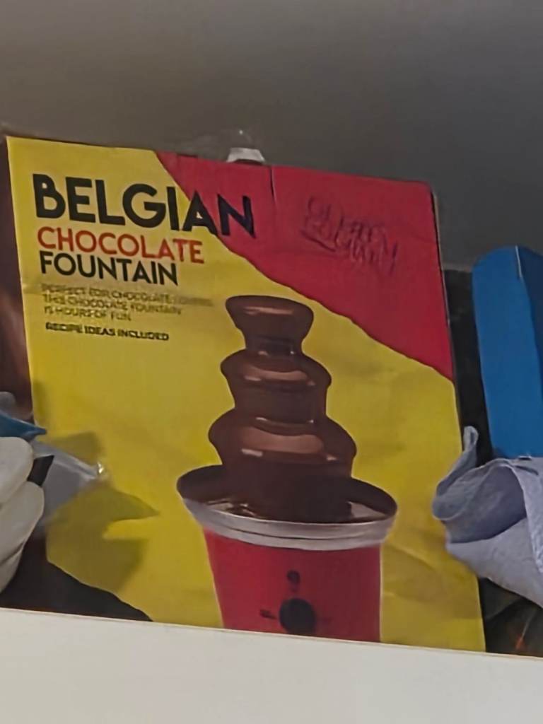 Chocolate fountain