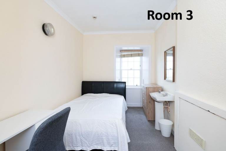 FLAT SHARE:  DOUBLE ROOMS for let in spectacular, central 5 bedroom, HMO flat off the Royal Mile