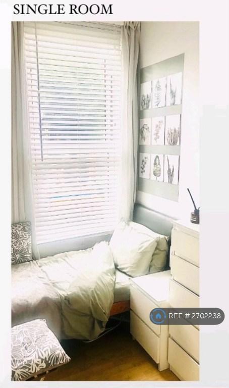 1 bedroom in Harvist Road, London, NW6 (#2702238)