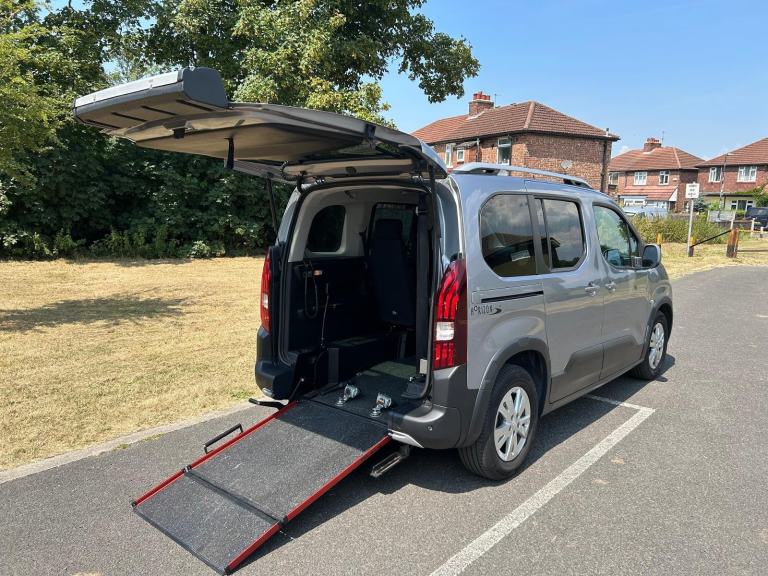 Peugeot RIFTER HORIZON RE TD AUTO 1.5 HDi Wheelchair Access