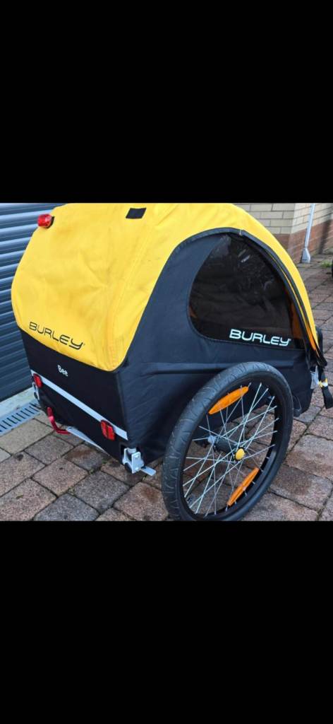 Burley bee 2 seat kids bike trailer 