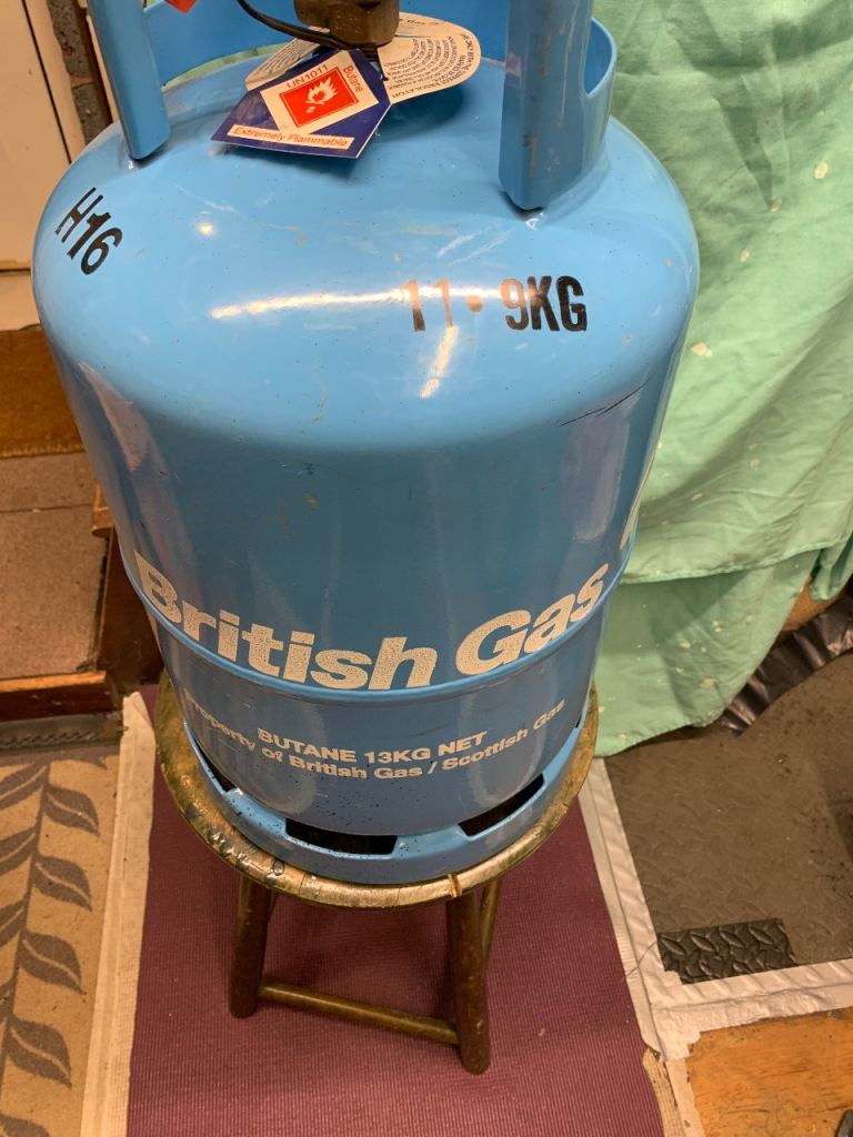 British Gas Butane 13KG Gas Bottle with Calor Gas Regulator