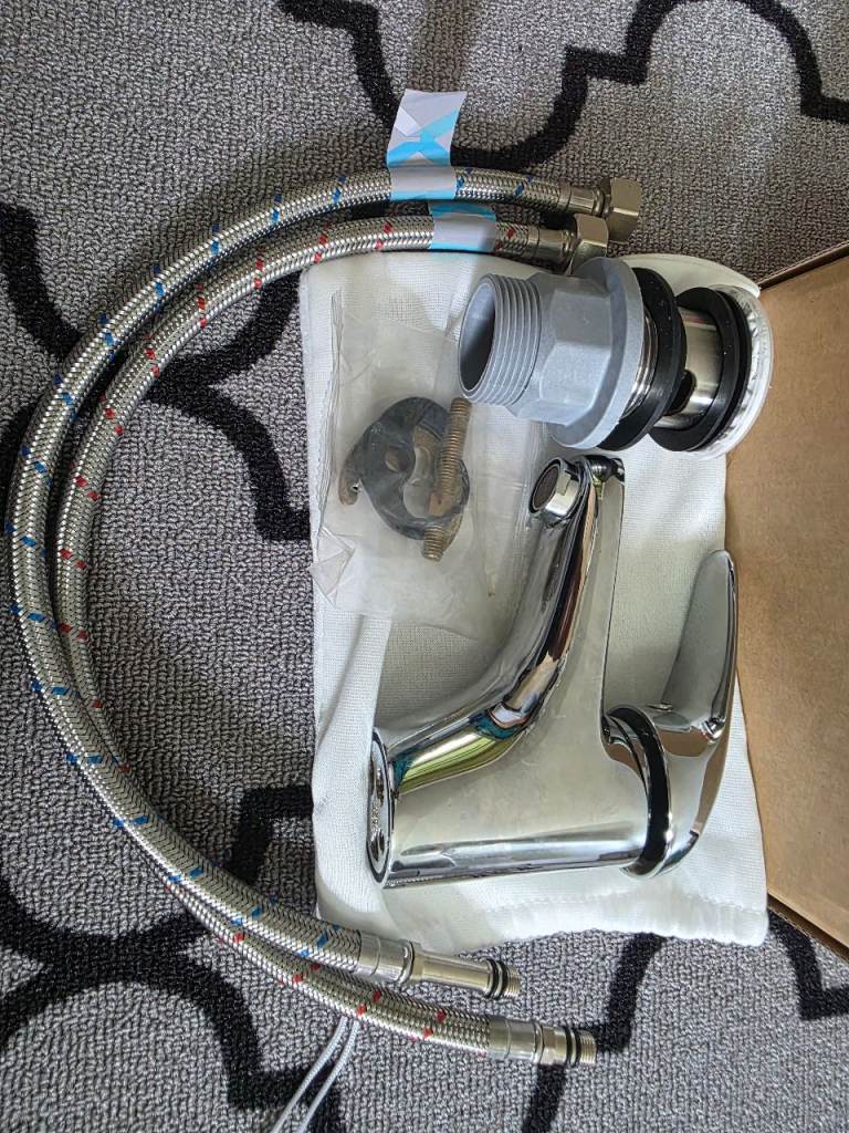 Faucet Modern Bathroom Basin Sink Mono Chrome Mixer Tap & Waste