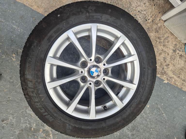 Michelin tyre 205/60 R 16. BMW RIM