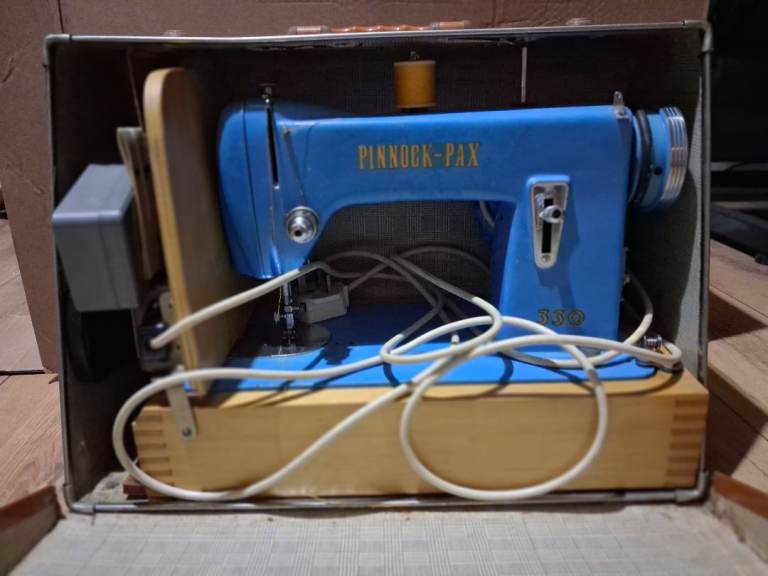 Vintage Sewing Machine