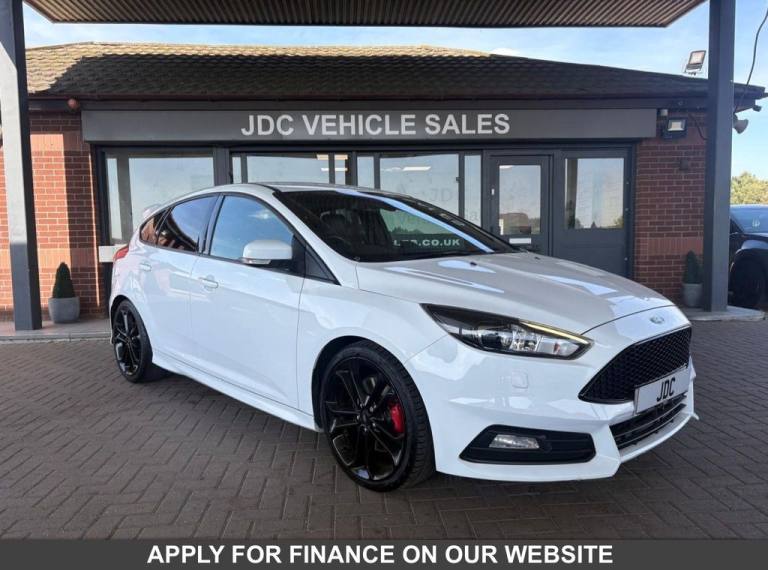 2017 Ford Focus 2.0 TDCi ST-3 Hatchback 5dr Diesel Manual Euro 6 (s/s) (185 ps) Hatchback Diesel ...