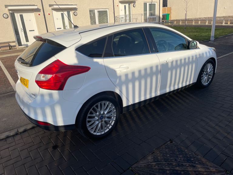 Ford, FOCUS, Hatchback, 2012, Manual, 998 (cc), 5 doors